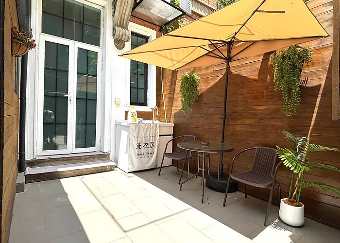 Private Garden Courtyard In Shanghai Old Villa Near City Center Nanjing West Road Metro Station