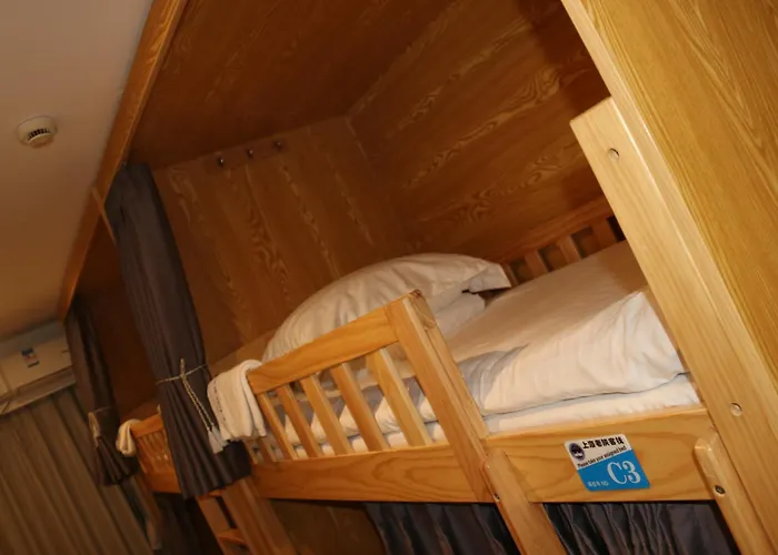 The Phoenix Hostel Shanghai-Laoshan